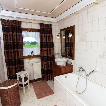 Cosy Apartment In Ubersee Near Lake Chiemsee Ubersee