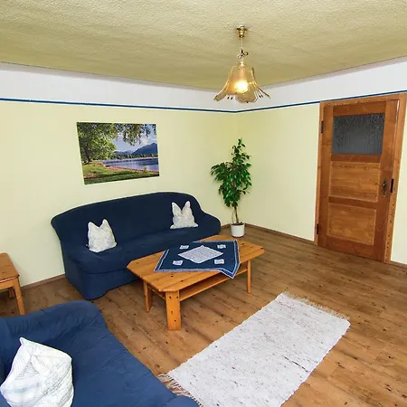 Cosy Apartment In Ubersee Near Lake Chiemsee Ubersee